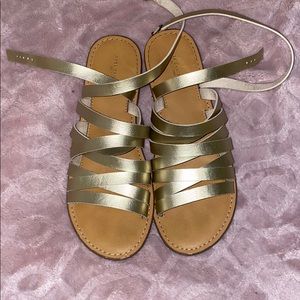American Eagle Sandals